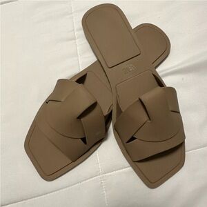 Zara Women’s 40/9 Tan Rubberized Sole Synthetic Flats Slide Sandals